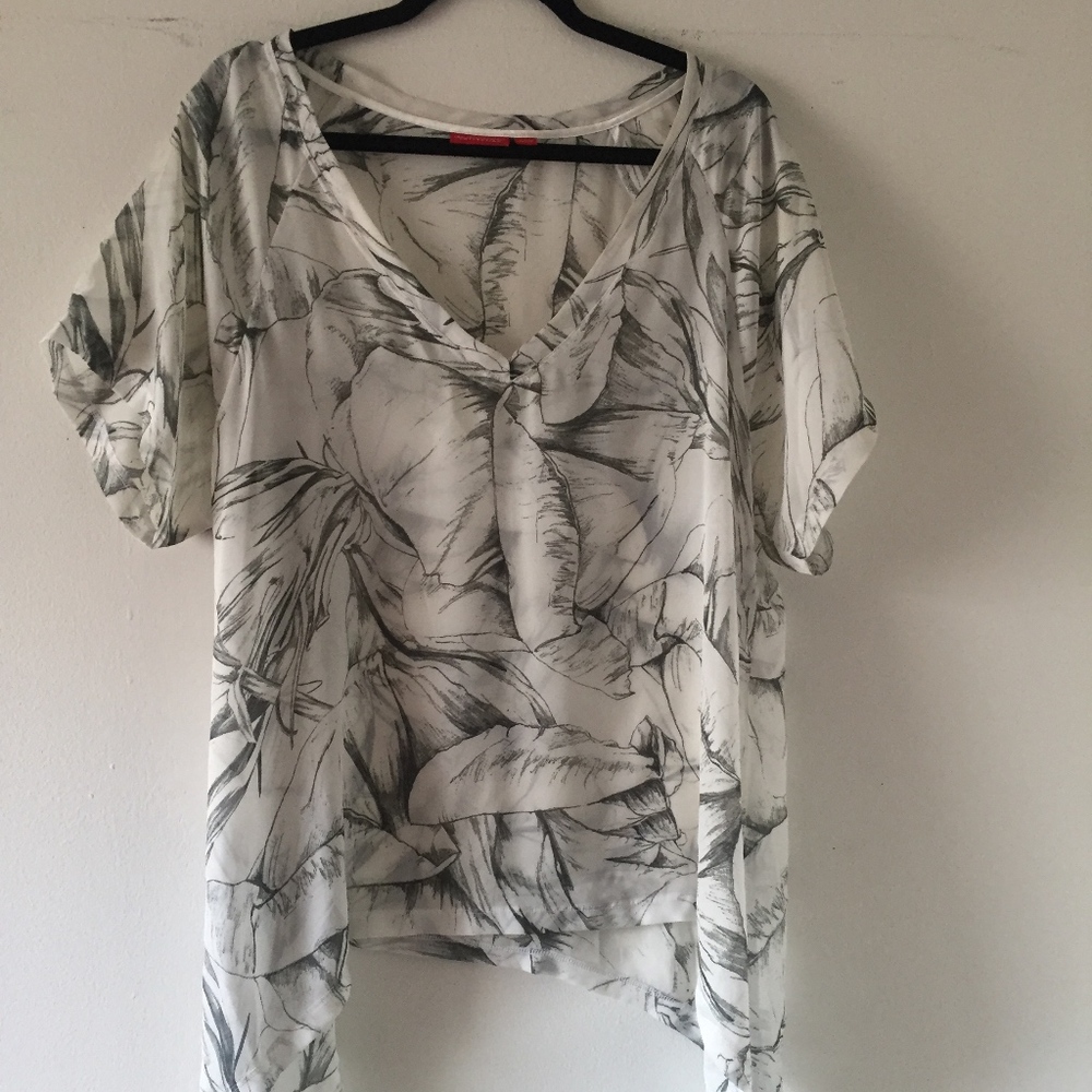 NY&C Leaf and Flower Print